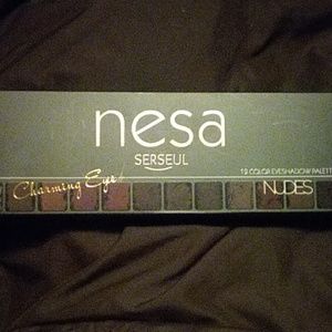 Serseul nesa Charming Eyes Nudes Eyeshadow pallet